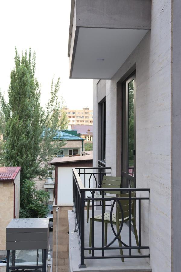 Orion Aparthotel Erevan Exterior foto